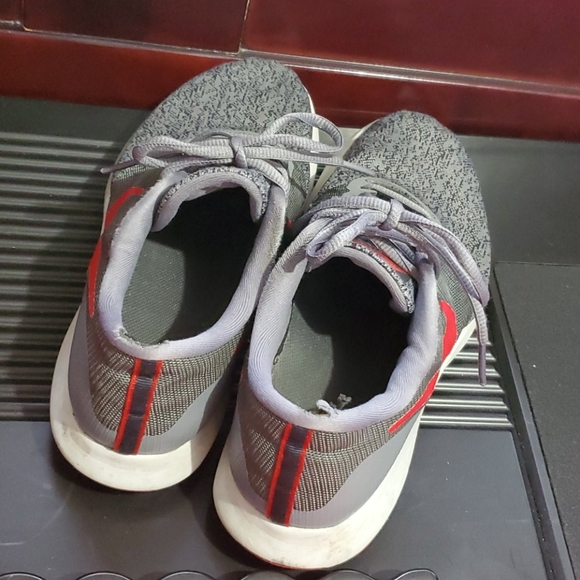 Nike Sneakers - Picture 7 of 7